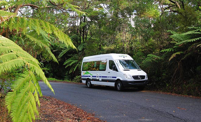 Guidare a sinistra con un camper può essere un po 'un problema, ma ti abituati molto velocemente. Mantenendo la priorità a destra.