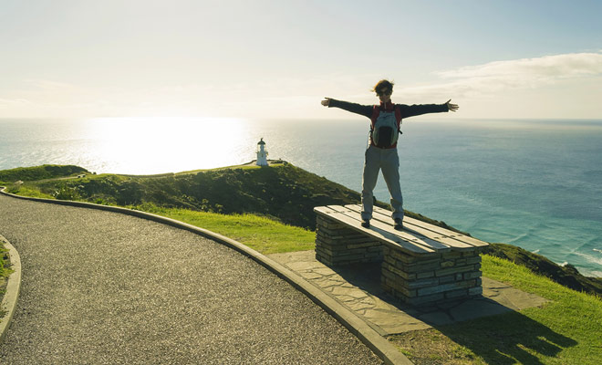 De lange vliegtuigreis naar Nieuw-Zeeland is al vermoeiend, een andere reden om tijdens de weken voorafgaand aan het vertrek rustig thuis te blijven om volledig te kunnen komen om de vakantie te genieten.