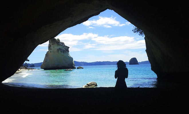 Quando si tratta di evocare le qualità di questo paese dalla fine del mondo, pensiamo naturalmente ai paesaggi. Ma tutti coloro che hanno avuto la possibilità di incontrare i neozelandesi sanno quanto il loro leggendario senso di ospitalità non sia usurpato.