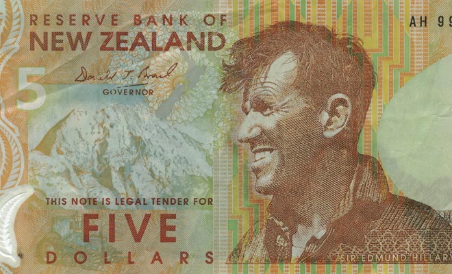 Sir Edmund Hillary is geboren in Auckland en is opgegroeid in Nieuw-Zeeland.