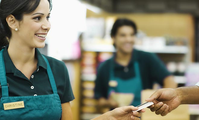 Un basso livello di inglese non vi impedirà di lavorare nella raccolta dei frutti. Ma il settore della ristorazione, soprattutto se si lavora con i clienti, impone un inglese accettabile se non perfetto.