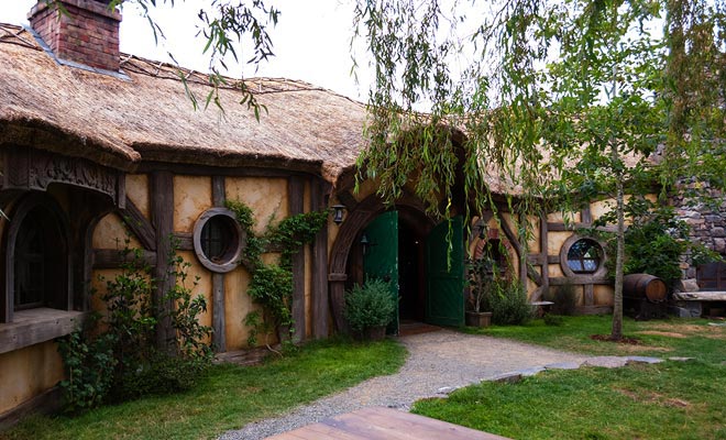 De Green Dragon Inn is de enige woning in het dorp waarvan het interieur bestaat en kan bezocht worden.