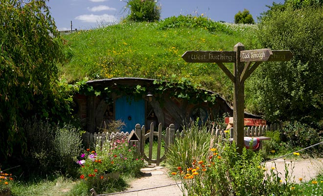 Anche se il villaggio di Hobbiton può essere visitato tutto l'anno, si consiglia di arrivare in primavera o in estate per trovare lo spirito dei film.