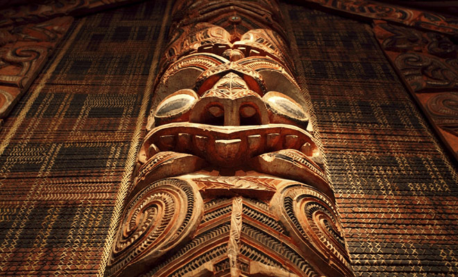 La cultura Maori è un tipo di cultura polinesiano che ha raggiunto un picco in diversi campi artistici, tra cui la scultura in legno.