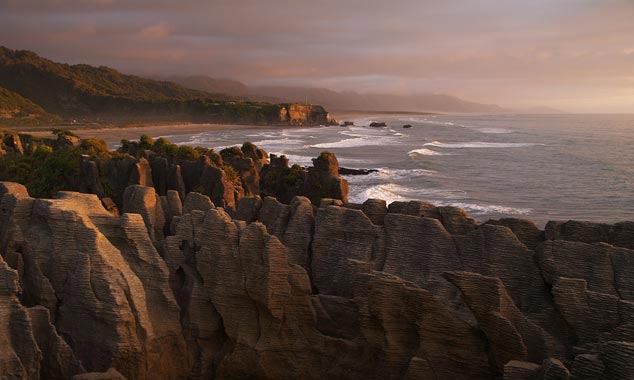 Le rocce di Panacake di Punakaiki sono una formazione rock originale.