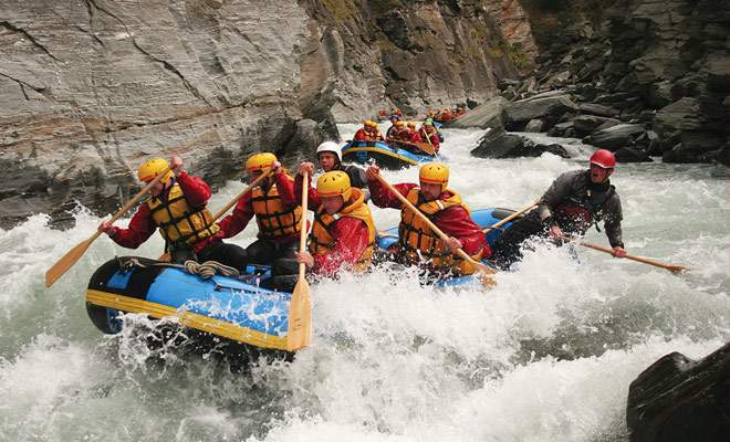 L'esperienza conta e alcune compagnie di rafting sono migliori di altre. Rafting di Queenstown, per esempio, ha costruito una solida reputazione in campo organizzando escursioni rafting per oltre quarant'anni!