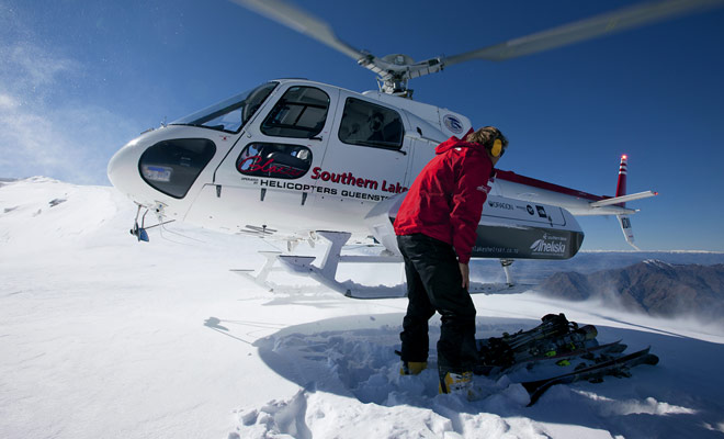 Heliskiing laat u toe op de top van de pistes, vooral bij Mount Cook, waar de off-piste buitengewoon is. Aan de andere kant kost het honderd dollar om dit voorrecht te hebben.