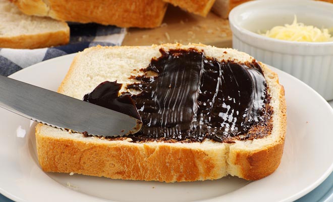 Het is zeldzaam dat toeristen Marmite (of Vegemite) waarderen, een lokale verspreiding van gist en vooral zout. Het is onmogelijk het land te verlaten zonder te hebben geprobeerd!