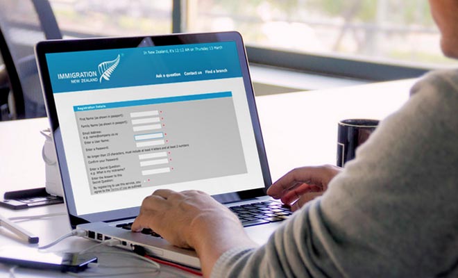 Een visumaanvraag op de website van de Nieuw-Zeelandse Immigratie-website duurt nog maar een uur. Dit vereist het verzamelen van de benodigde ondersteunende documenten voor de procedure.