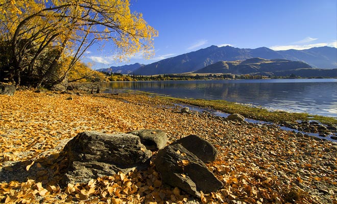 Herfst is een rustig seizoen voor toerisme, en de landschappen zijn niet minder overvloedig met de val van de eerste bladeren.