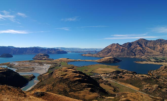 Molte scene del Signore degli Anelli furono girati in Otago centrale e Wanaka.