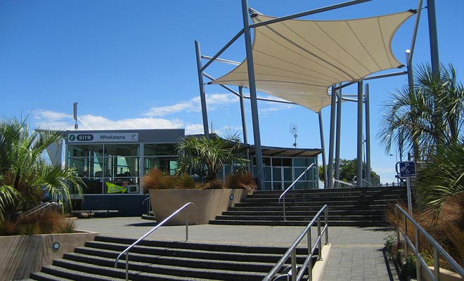 Bezoek de Whakatane iSite om uw reis naar White Island te boeken, maar u kunt ook internet gebruiken.