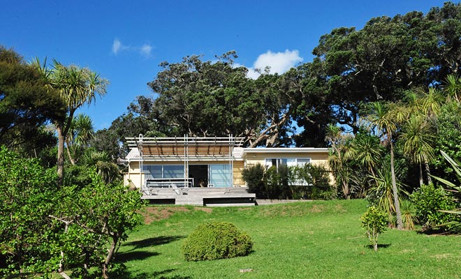 Bachs (ook wel cribs genoemd) zijn kleine huizen verloren op het platteland of aan de kust. Ze zijn perfect voor een weekendvakantie als u de kosten van de huurprijs met uw vrienden deelt.