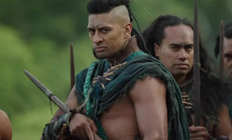 Deze film volgt het verhaal van een jonge Maori-strijder die zich probeert te wreken met zijn familie met behulp van een oude strijder.