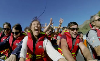Une sortie en jet boat avec Thunder Boat Jet comme si vous y étiez.