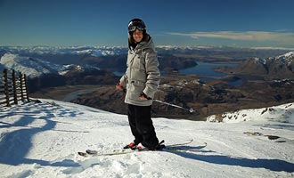 Les deux stations de Cardrona et Treble Cone offrent un panorama somptueux sur le lac.